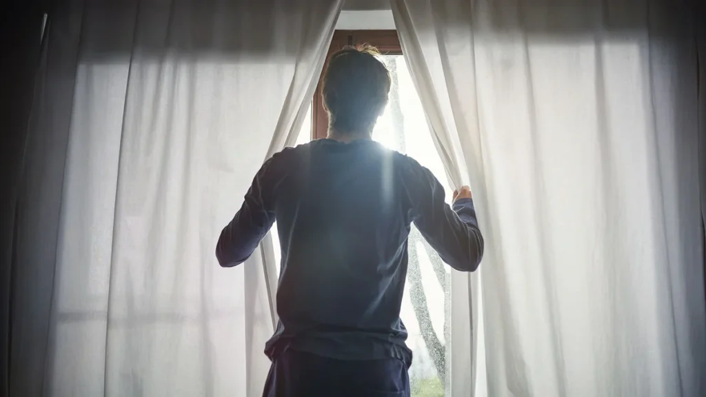 Cortinas Acumulam Poeira?